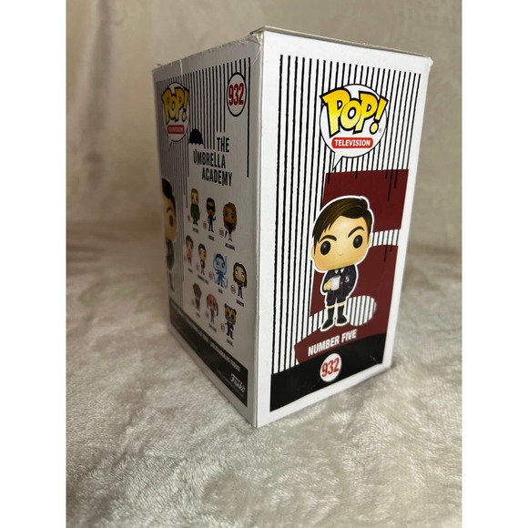 Funko POP Pop! TV: Umbrella Academy - Number Five - Picture 3 of 3